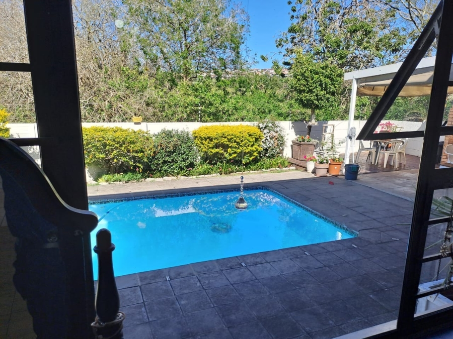 3 Bedroom Property for Sale in Beacon Bay Eastern Cape